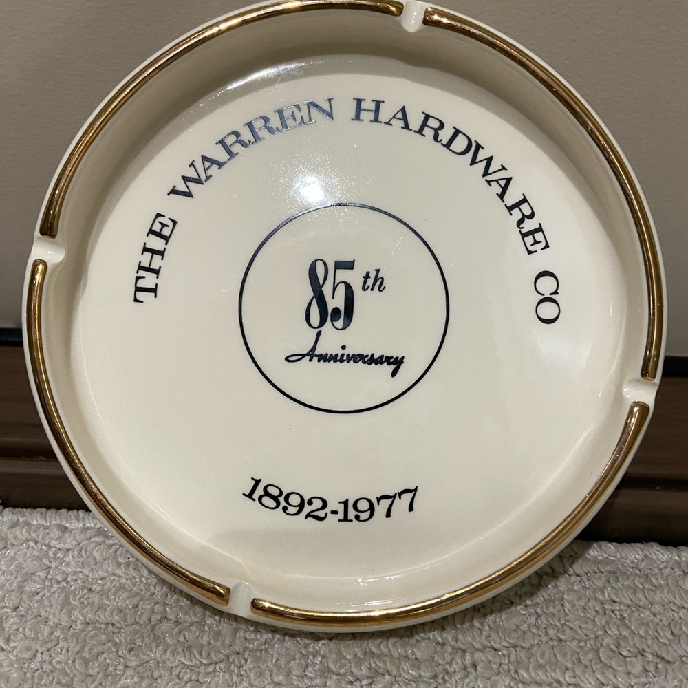 85th Anniversary Commemorative Ashtray with Gold Trim - Picture 2 of 4